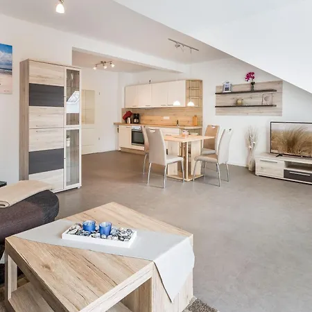 Haus Waldidyll, Meeresrauschen * Sellin (Rugen)