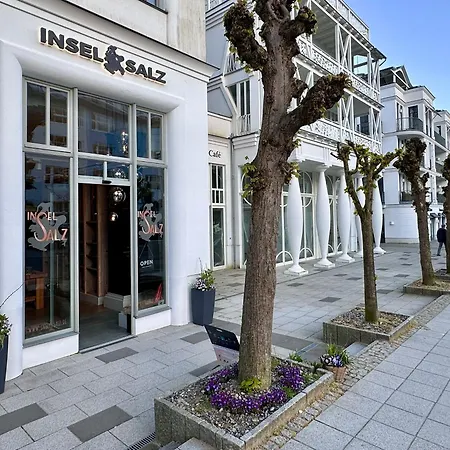 Haus Waldidyll, Meeresrauschen Apartment Sellin (Rugen)