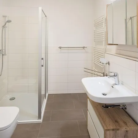 Appartement Haus Waldidyll, Meeresrauschen - Bade- & Erlebniswelt Taeglich Inklusive Sellin (Rugen)